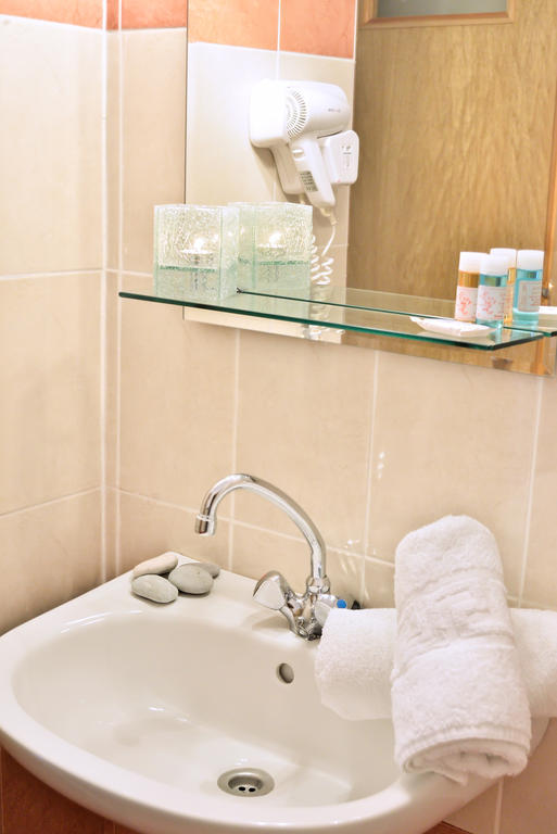 Evia Studios Loutra Edipsou  Chambre photo